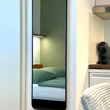 Cozy, Lovely Newly Renovated 1 Lägenhet *